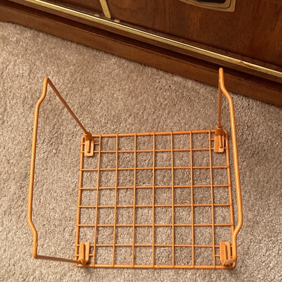 Shelf/Locker Expander - Picture 3 of 5